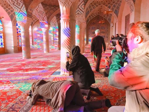 イラン ピンクモスク ガチ勢